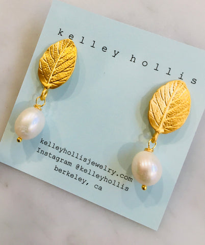 Golden Leaf Pearl Earrings
