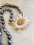 Baroque Pearl Daisy