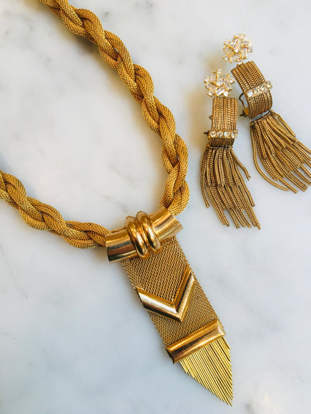 Deco Fringe Necklace